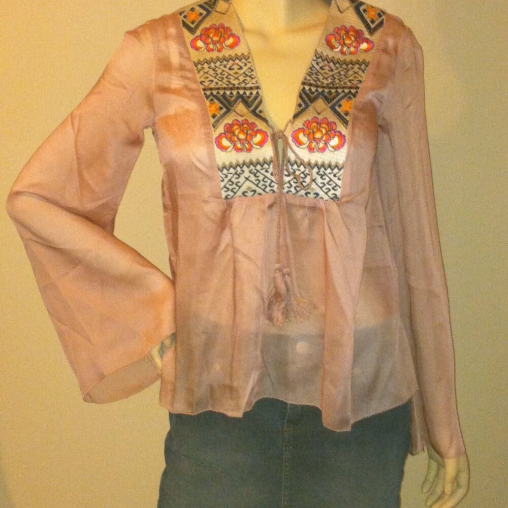 New Odd Molly Powder 100% Silk Blouse Size1 (Small) & Size 4 (X-Large) - Picture 9 of 11